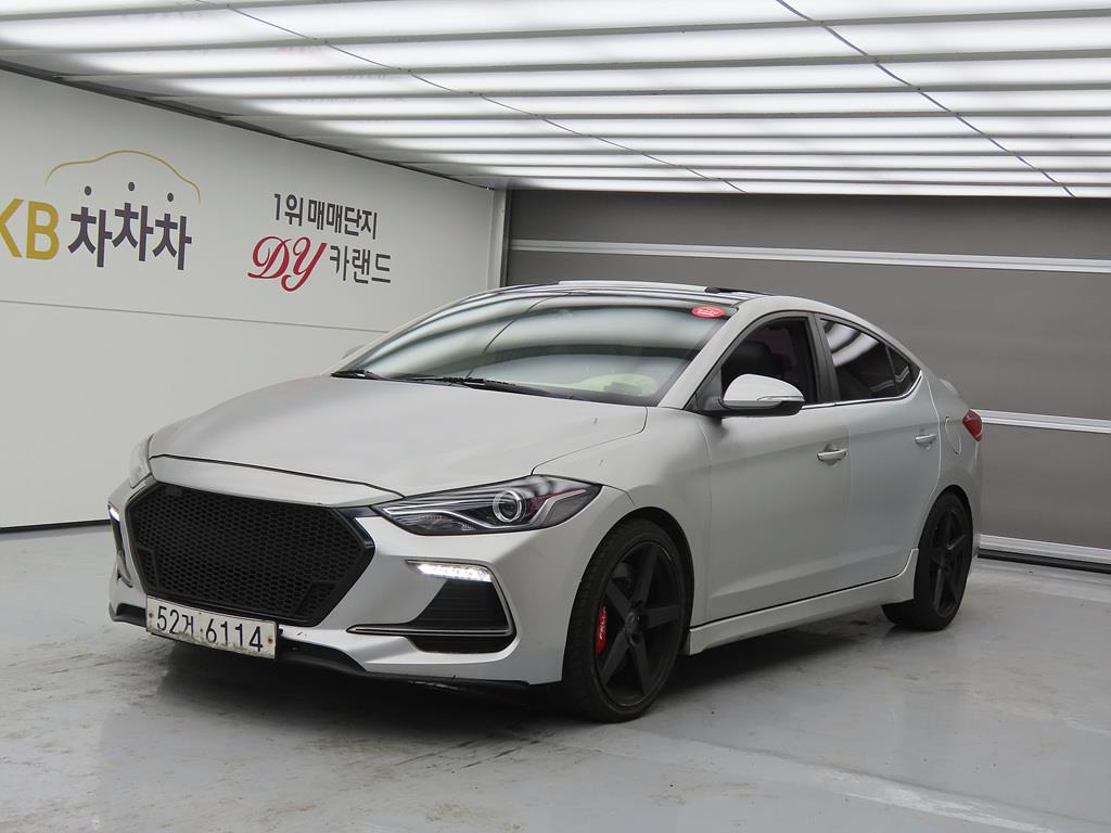 HYUNDAI Avante 2018 Negro - Importación desde Corea - HF Imports Iquique - Foto 1