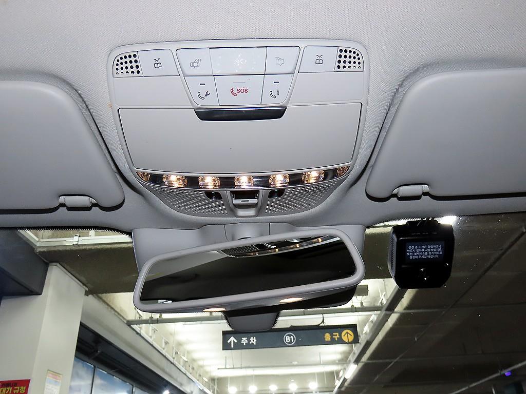 Mercedes Benz GLC Class 2018 Gris - Importación desde Corea - HF Imports Iquique - Foto 13