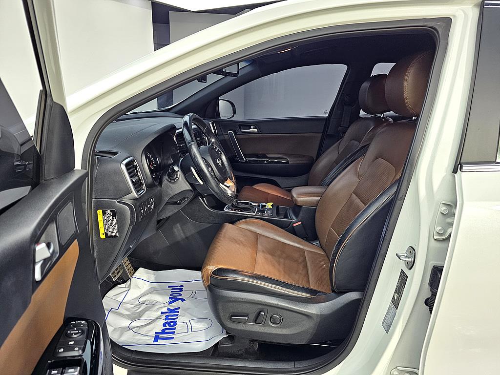 KIA Sportage - Vista 8