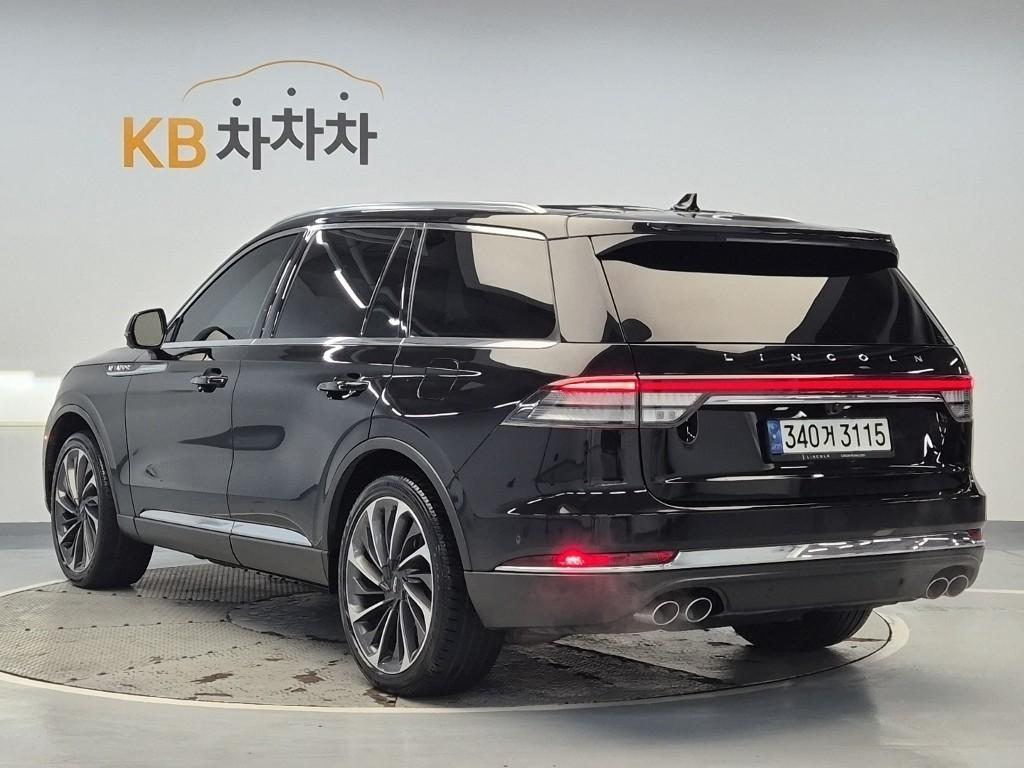 Lincoln Aviator - Vista 4