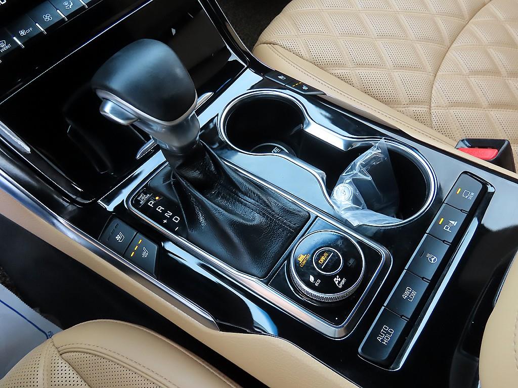 KIA Mohave - Vista 11