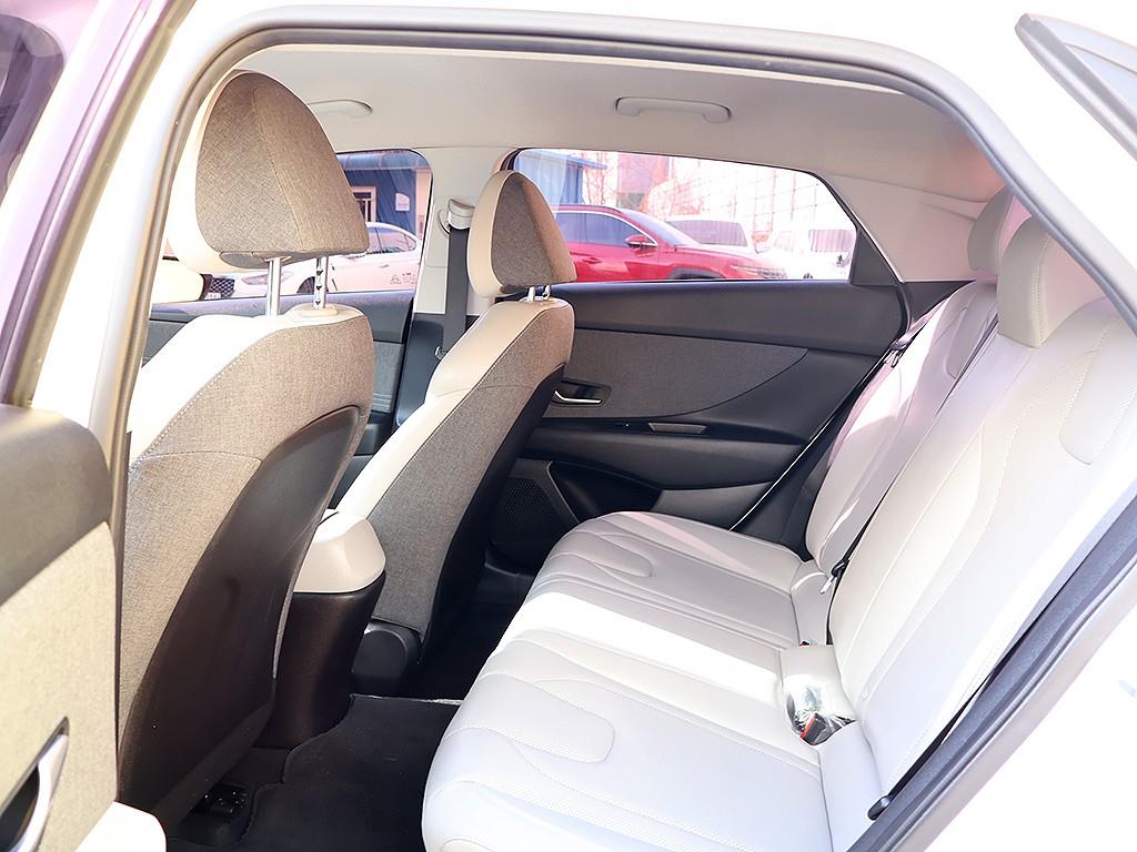 HYUNDAI Avante 2021 Blanco - Importación desde Corea - HF Imports Iquique - Foto 11