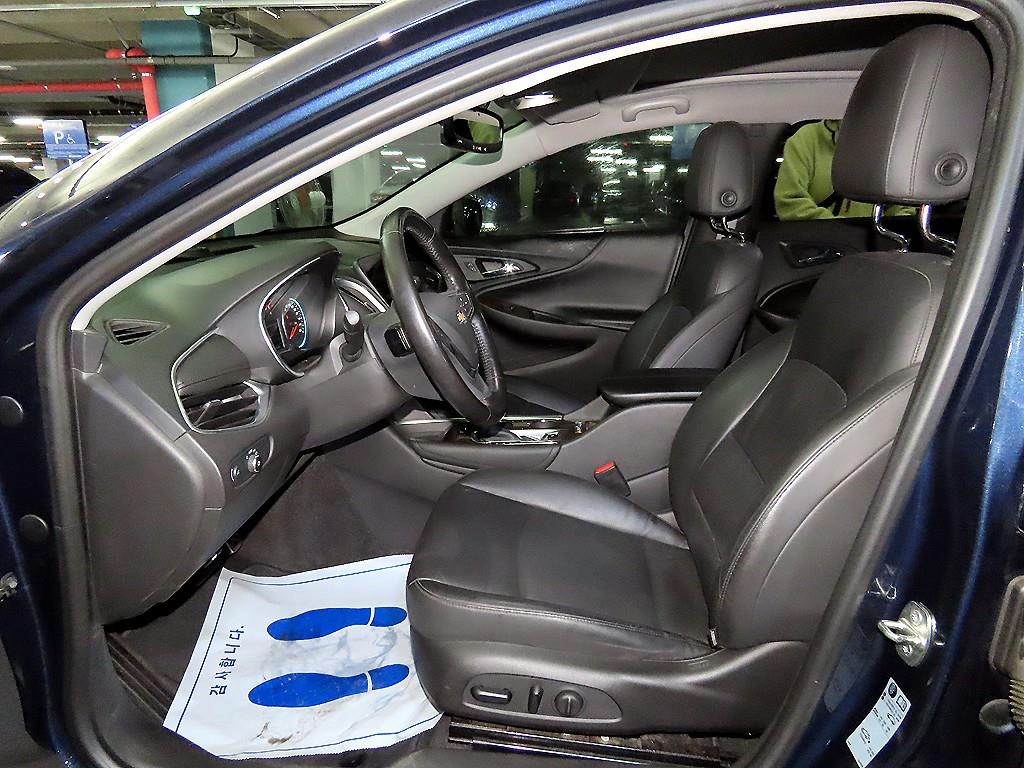 Chevrolet Malibu - Vista 6