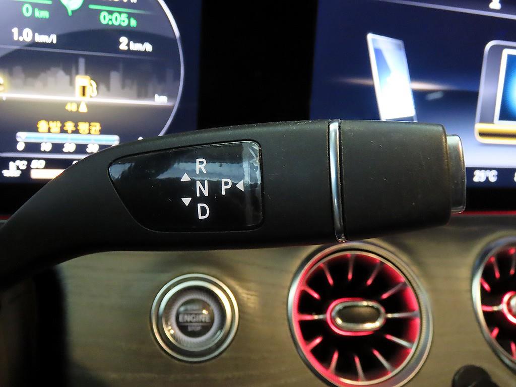 Mercedes Benz CLS Class - Vista 12