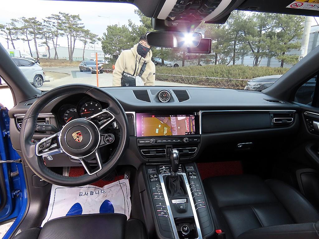 Porsche Macan - Vista 7