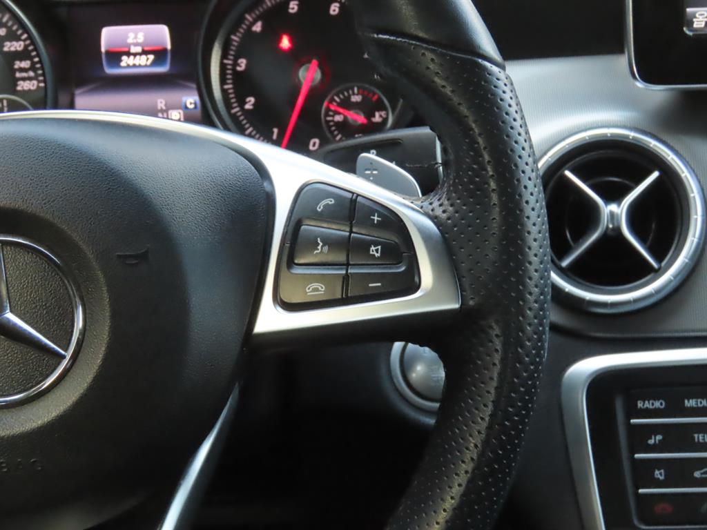 Mercedes Benz CLA Class 2019 Blanco - Importación desde Corea - HF Imports Iquique - Foto 12