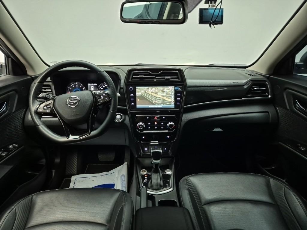 Ssangyong Tivoli - Vista 5