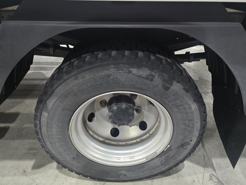 medium and large cargo truck 2023 Blanco - Importación desde Corea - HF Imports Iquique - Foto 20