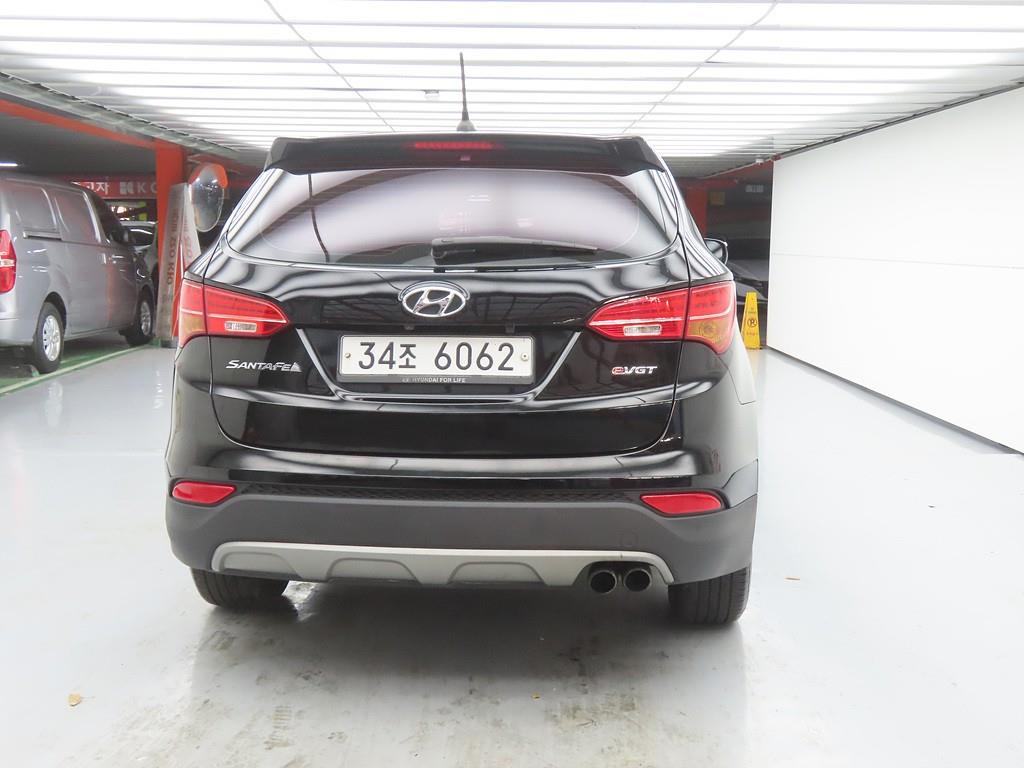 HYUNDAI Santa Fe - Vista 3