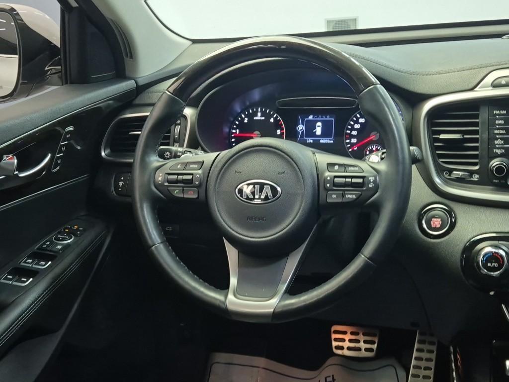 KIA Sorento - Vista 9