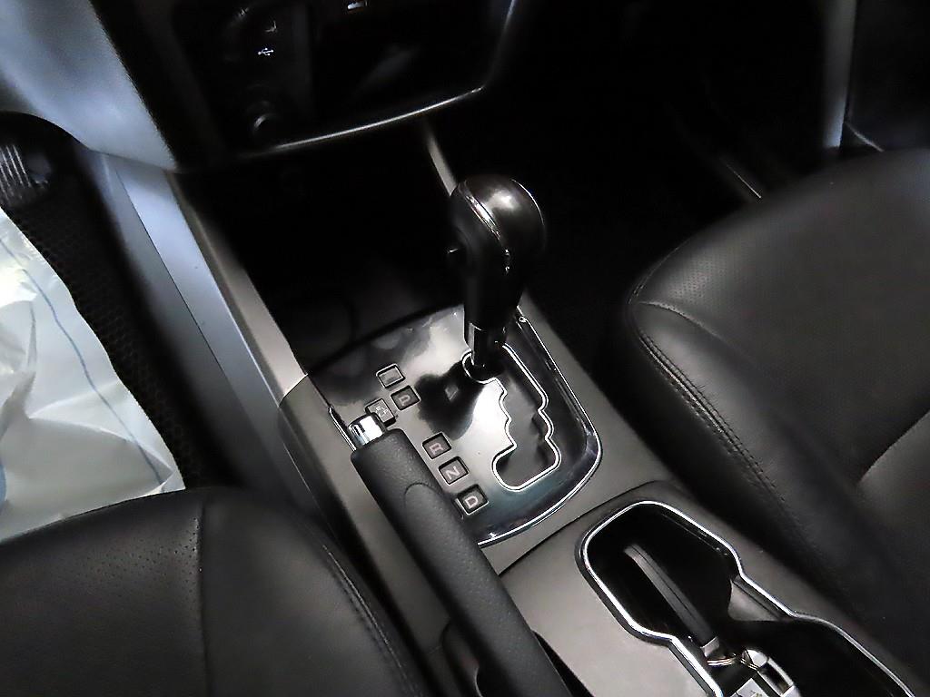 Ssangyong Korando - Vista 12