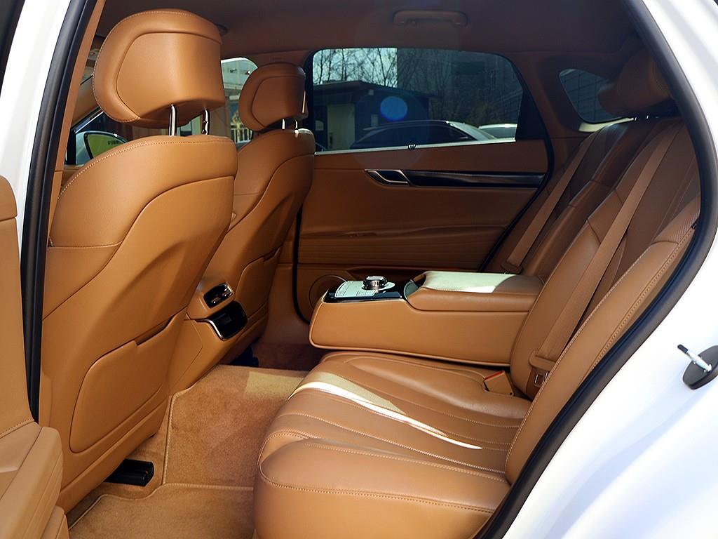 Genesis G80 2025 Blanco - Importación desde Corea - HF Imports Iquique - Foto 12