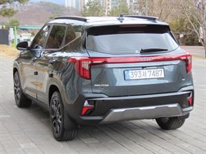KIA Seltos - Vista 8