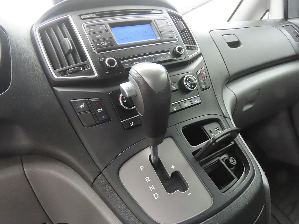 HYUNDAI Starex - Vista 11