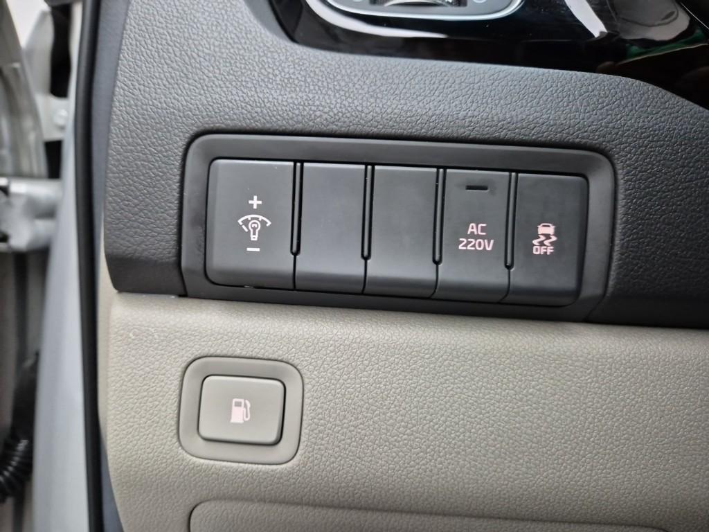 KIA Carnival 2016 Plateado - Importación desde Corea - HF Imports Iquique - Foto 17