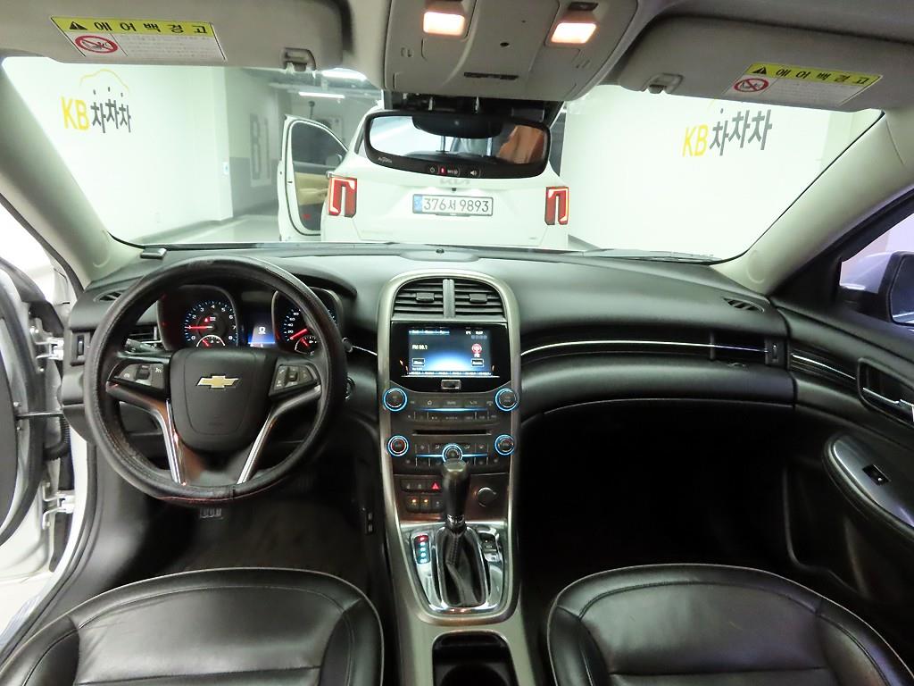 Chevrolet Malibu - Vista 7