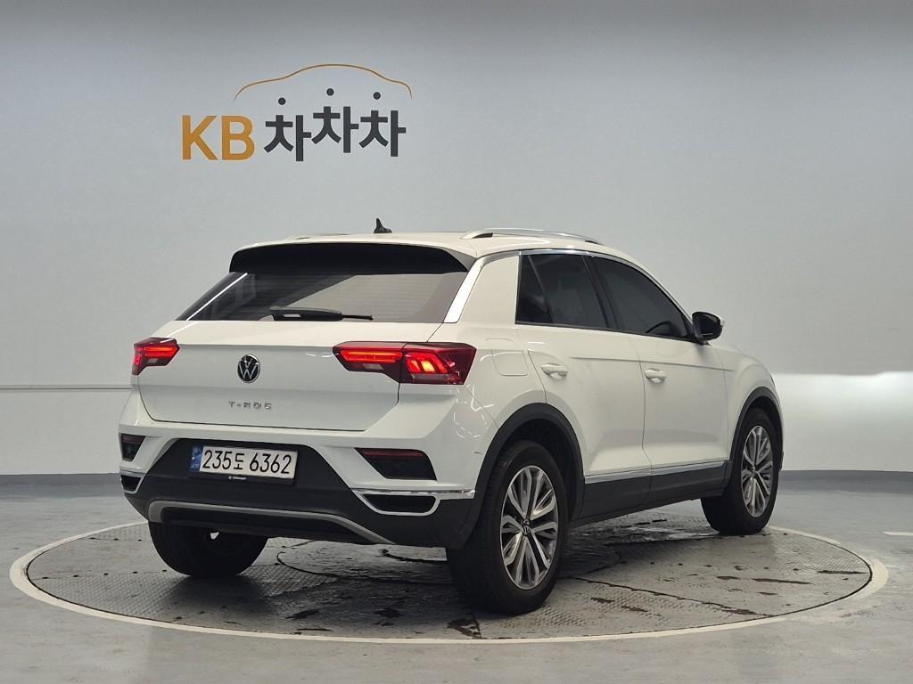 Volkswagen T-Roc - Vista 3