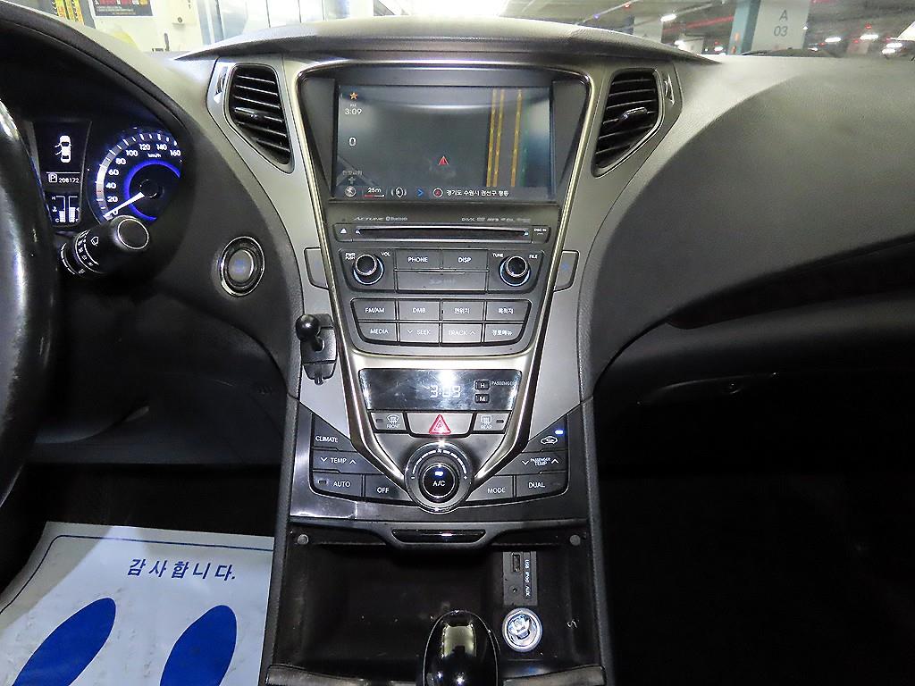 HYUNDAI Grandeur - Vista 11