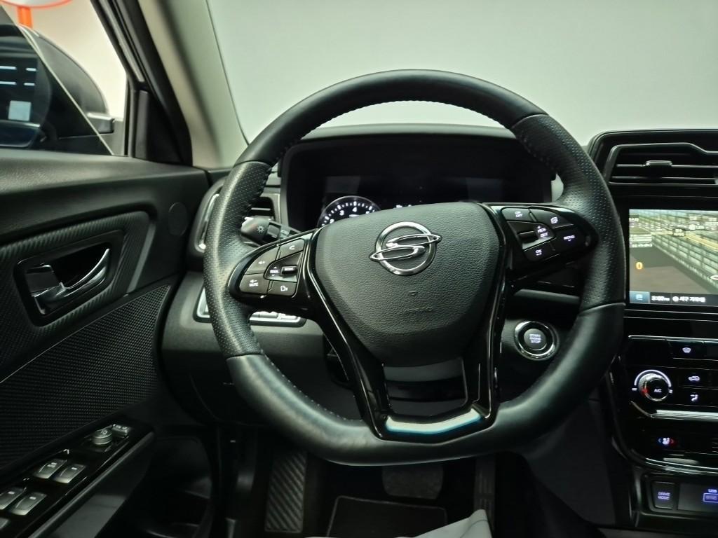 Ssangyong Tivoli - Vista 12