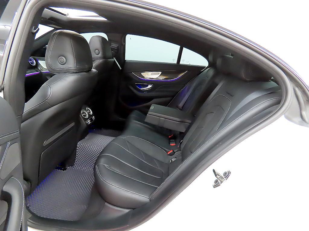 Mercedes Benz CLS Class - Vista 6