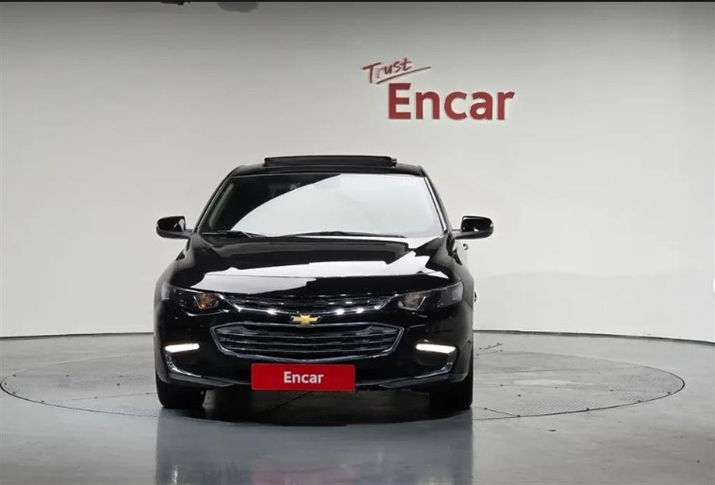 Chevrolet Malibu - Vista 3