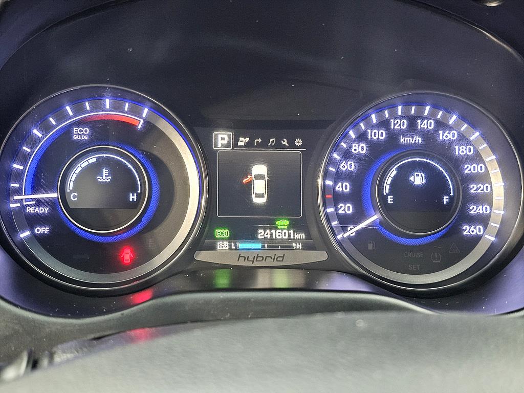 HYUNDAI Grandeur - Vista 7