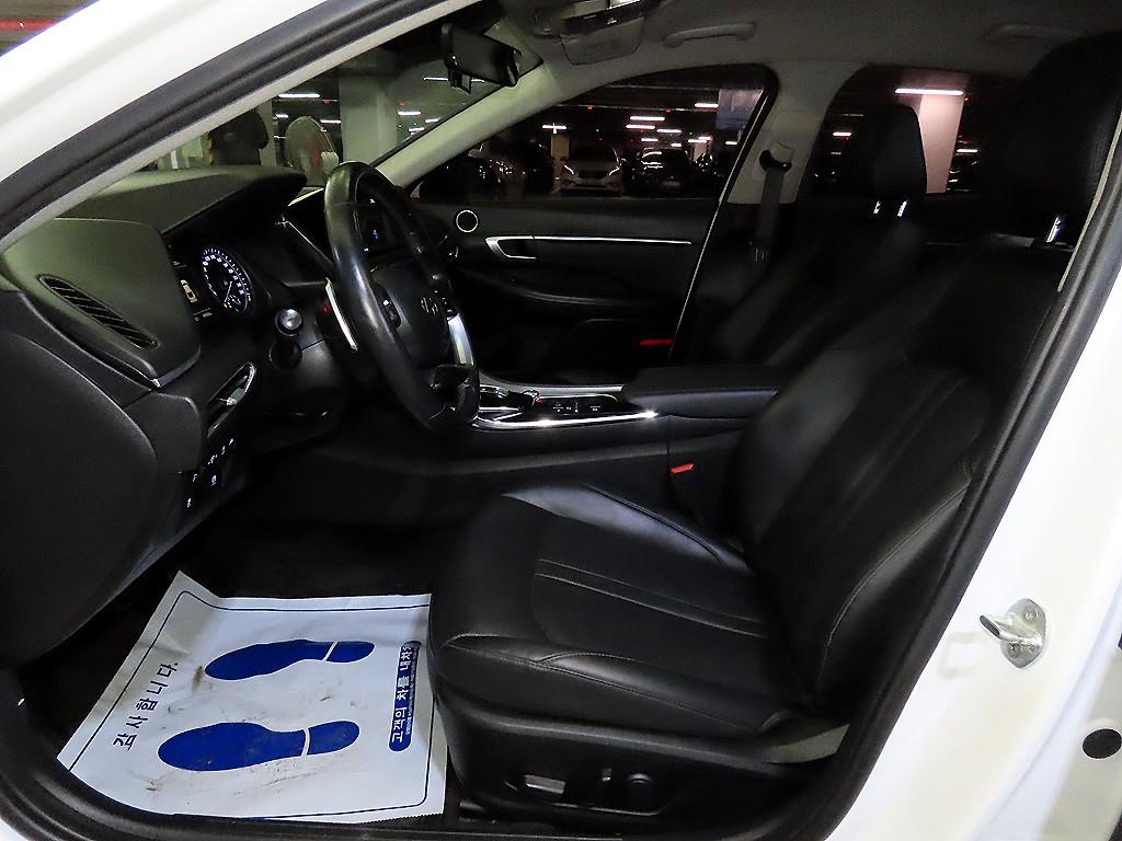 HYUNDAI Sonata - Vista 6