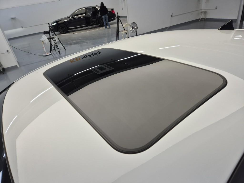 HYUNDAI Avante 2024 Blanco - Importación desde Corea - HF Imports Iquique - Foto 13