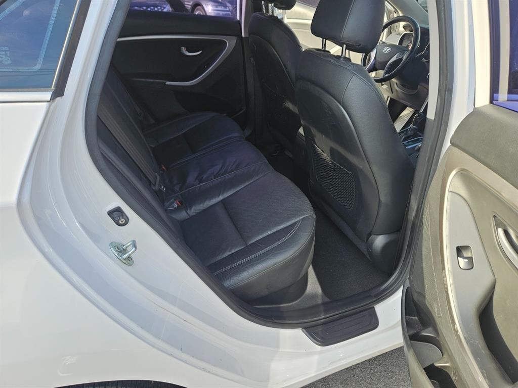 HYUNDAI i30 2013 Blanco - Importación desde Corea - HF Imports Iquique - Foto 18