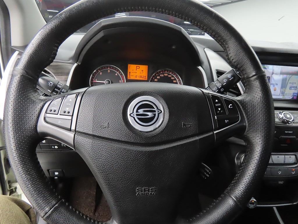 Ssangyong Korando - Vista 8