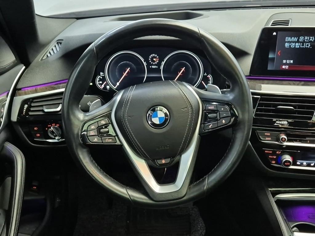 BMW 5 Series - Vista 9