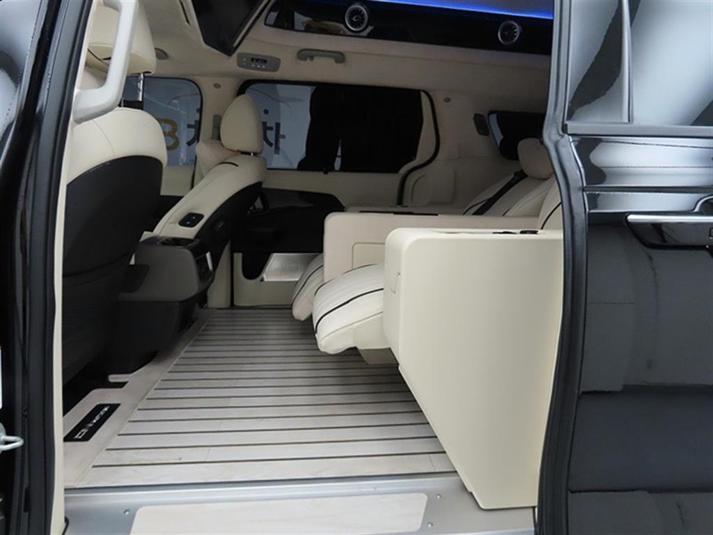 KIA Carnival - Vista 6