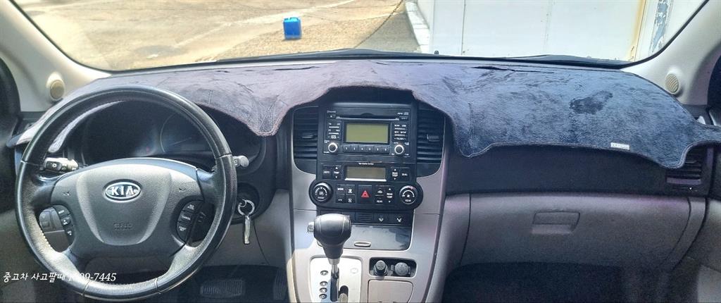 KIA Carnival - Vista 11