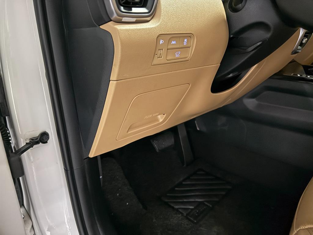 KIA Sorento - Vista 9