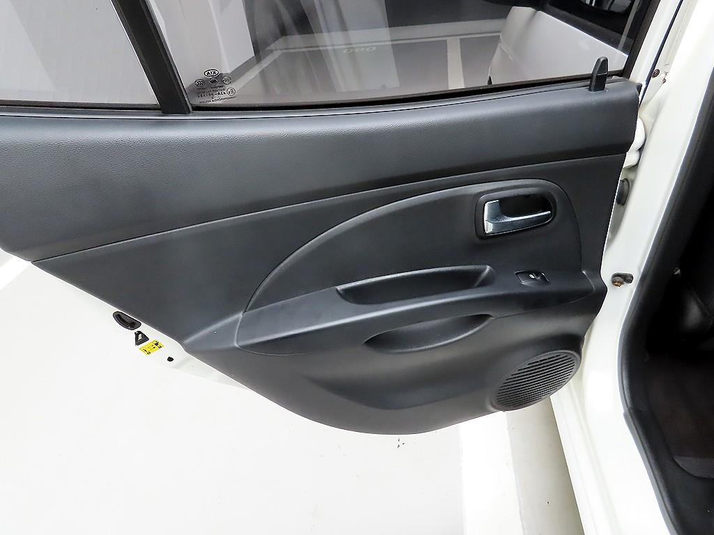 KIA Morning - Vista 12