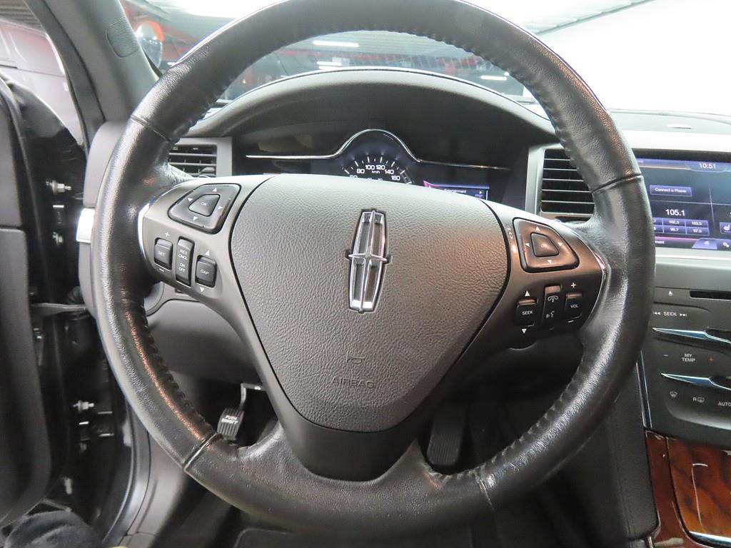 Lincoln MKS - Vista 8