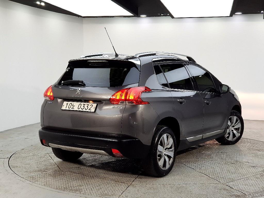 Peugeot 2008 - Vista 4