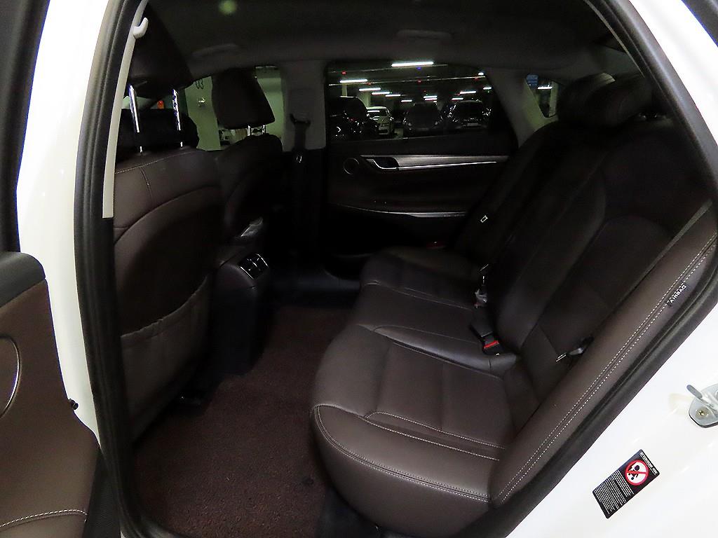 HYUNDAI Grandeur - Vista 7