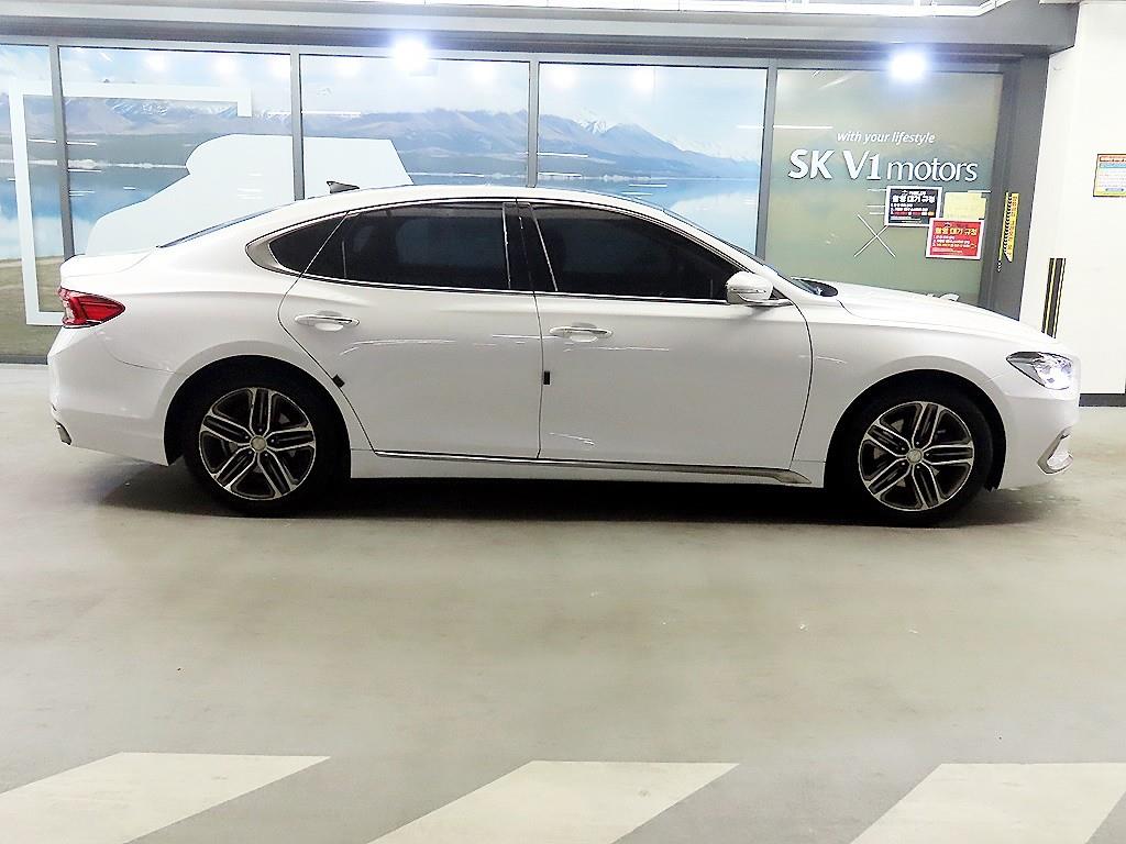 HYUNDAI Grandeur - Vista 3