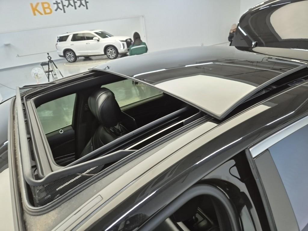 Mercedes Benz S Class - Vista 12