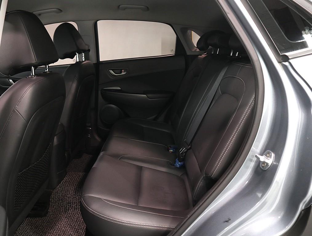 HYUNDAI Kona - Vista 9