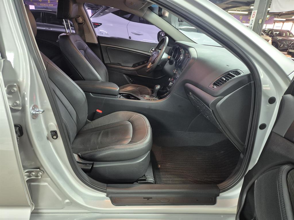 KIA K5 2011 Gris - Importación desde Corea - HF Imports Iquique - Foto 20