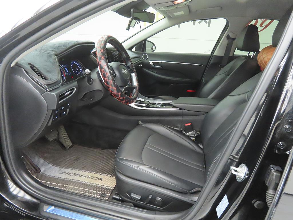 HYUNDAI Sonata - Vista 5