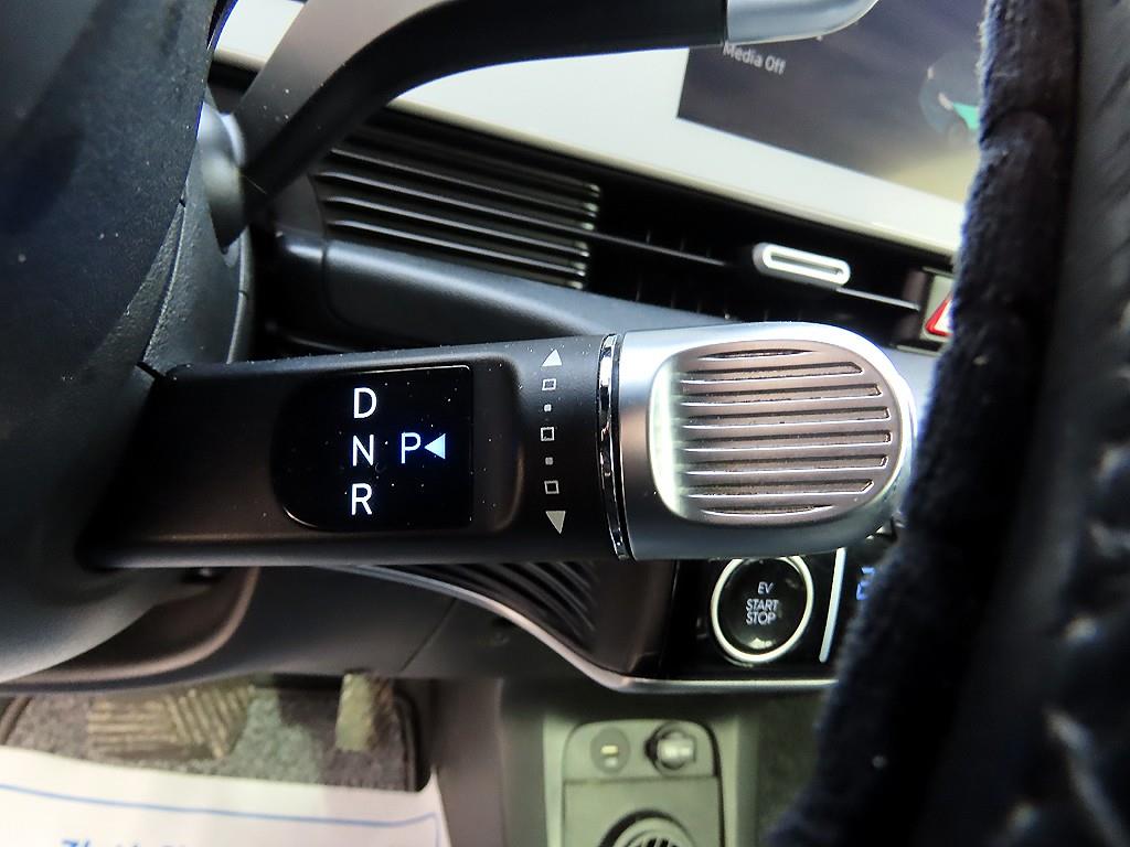 HYUNDAI Ioniq 5 - Vista 10