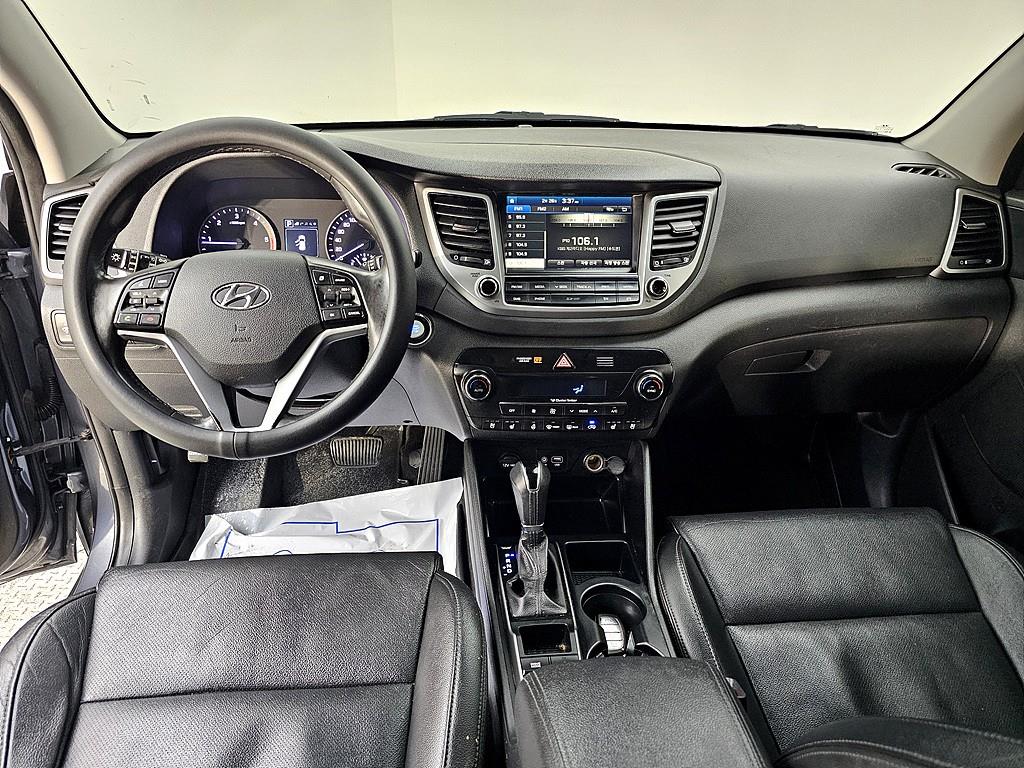 HYUNDAI Tucson - Vista 5