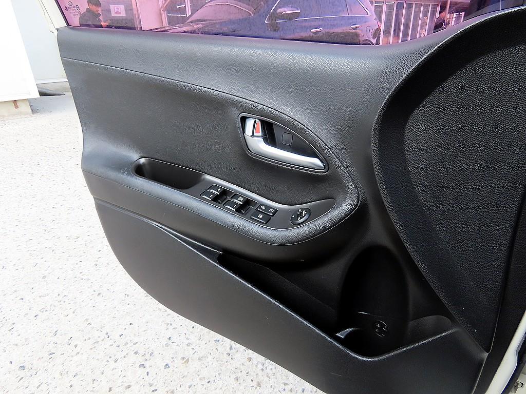 KIA Morning - Vista 11