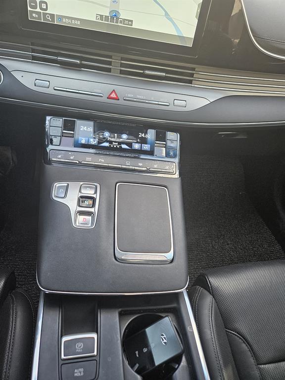 HYUNDAI Grandeur - Vista 3