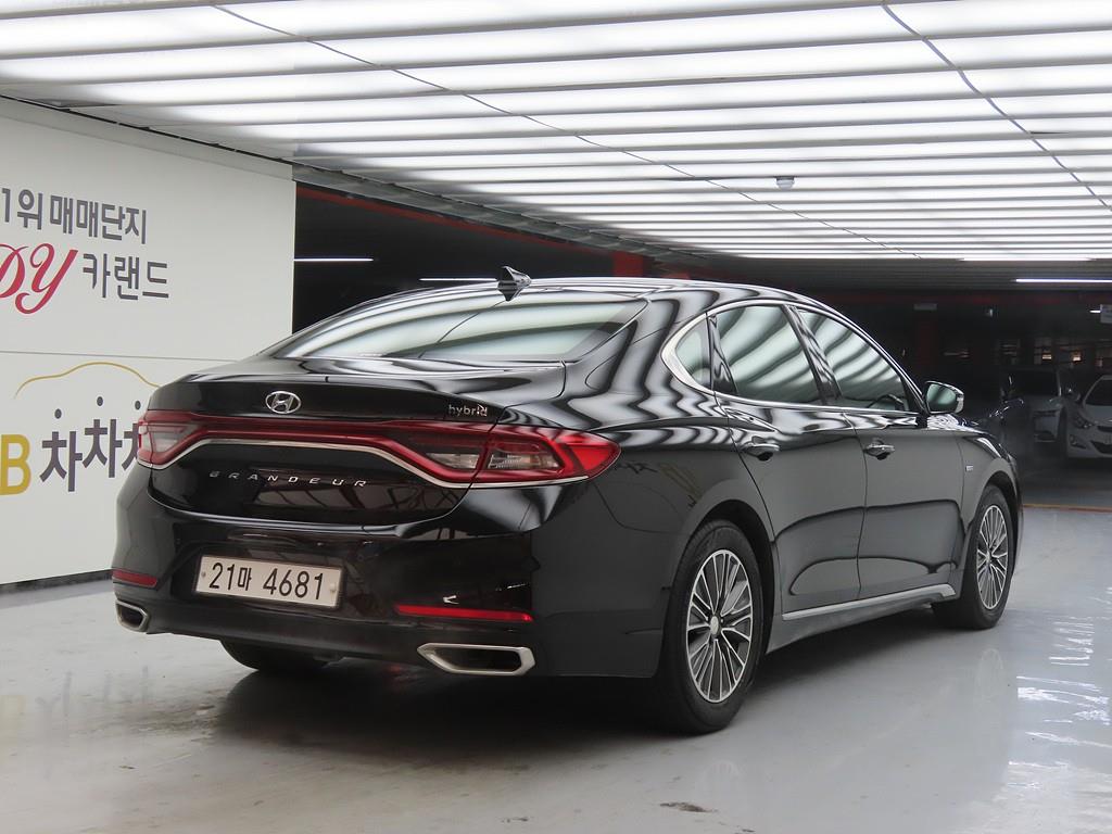 HYUNDAI Grandeur - Vista 4