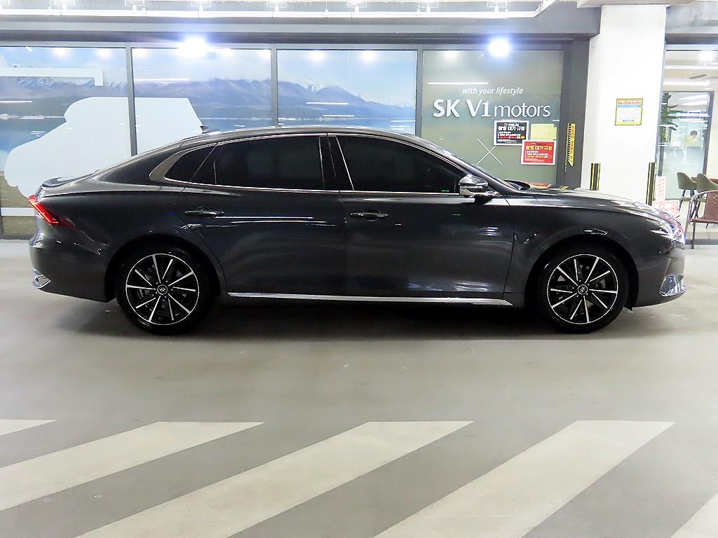 HYUNDAI Grandeur - Vista 3