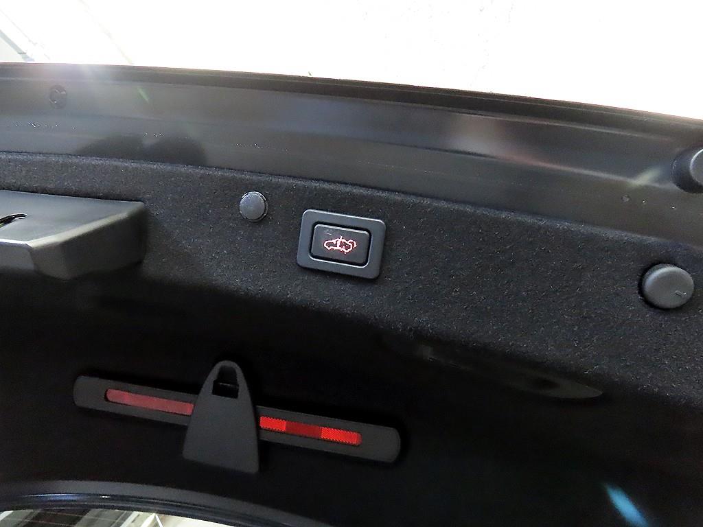 HYUNDAI Grandeur 2018 Gris - Importación desde Corea - HF Imports Iquique - Foto 17